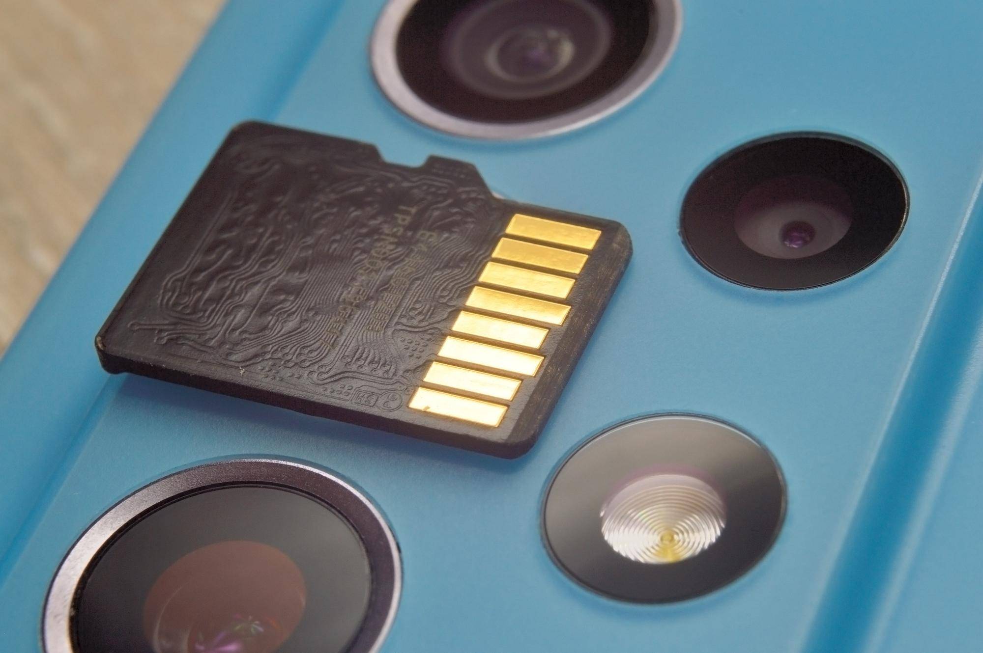 Xiaomi 70mai Pro jaką kartę pamięci wybrać do rejestratora?